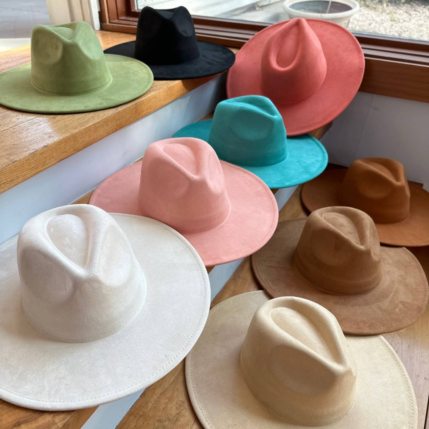 Queens INC - Best seller Fashion Classic Wide Brim Suede Primium Hat: ONE SIZE / PEACH