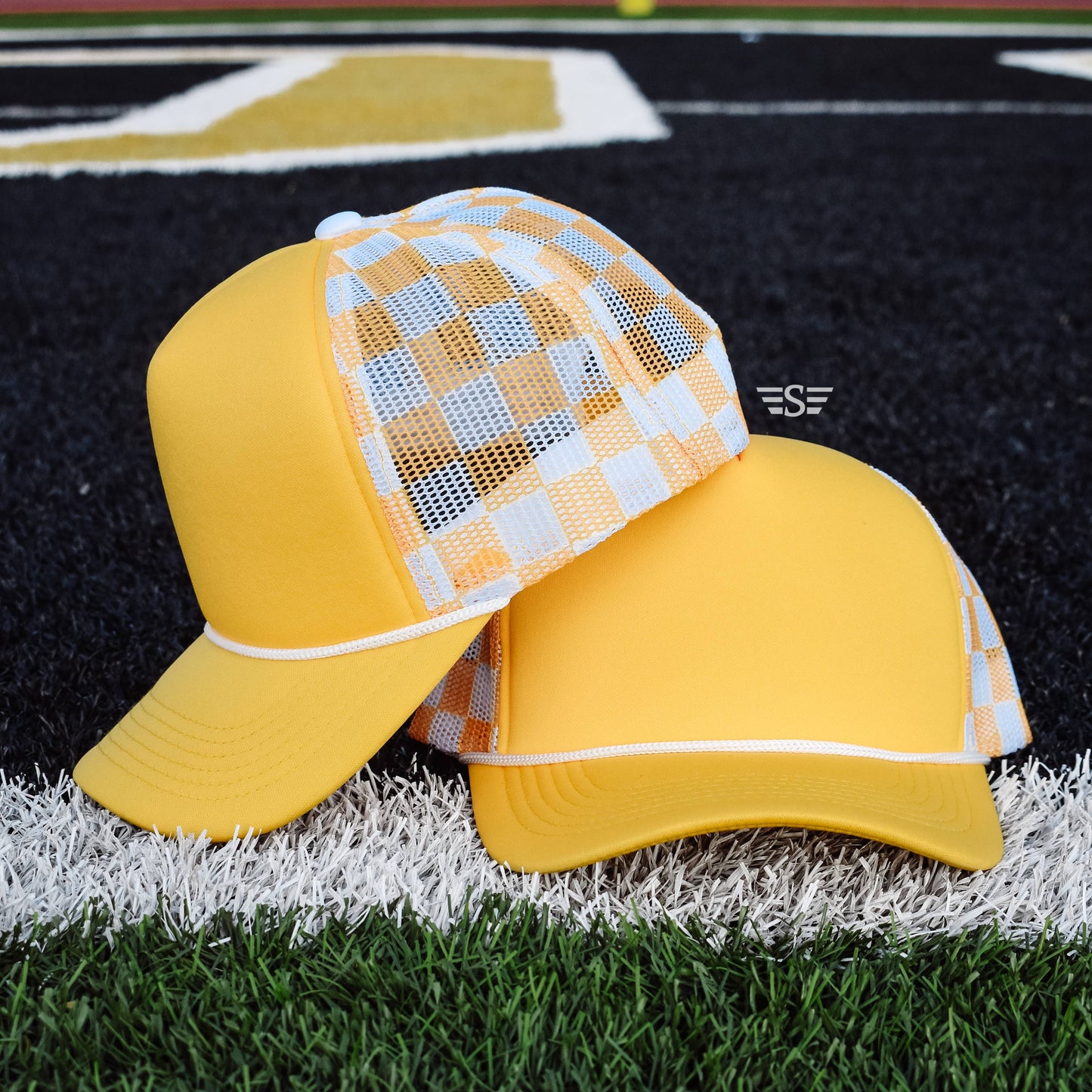 Checkered Mesh Back Cap: Pink/ Light Pink