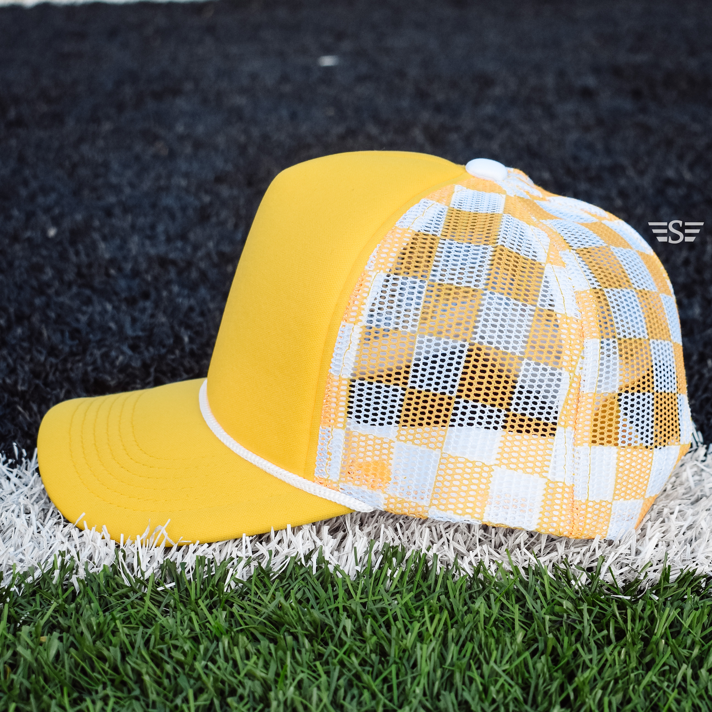 Checkered Mesh Back Cap: Pink/ Light Pink