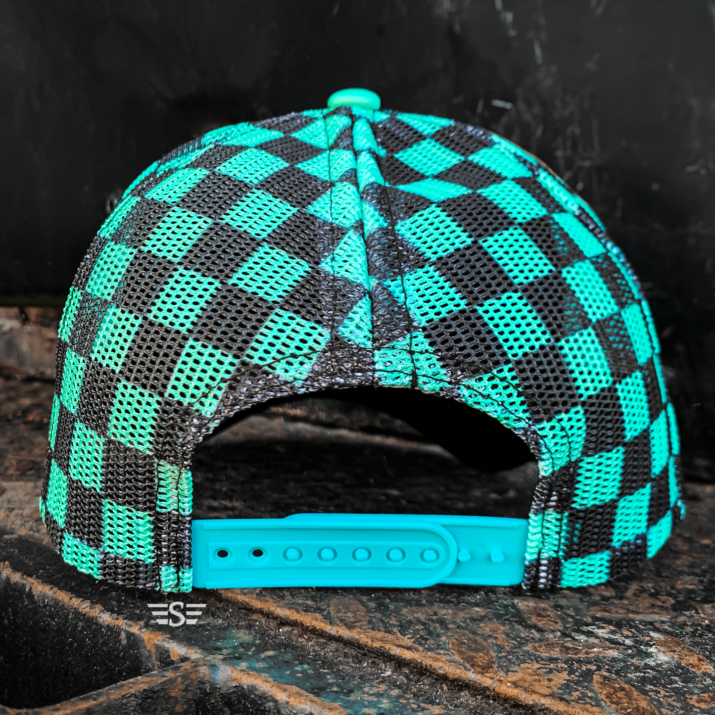 Magna Pony Checkered Mesh Back Cap: Black/ Turquoise