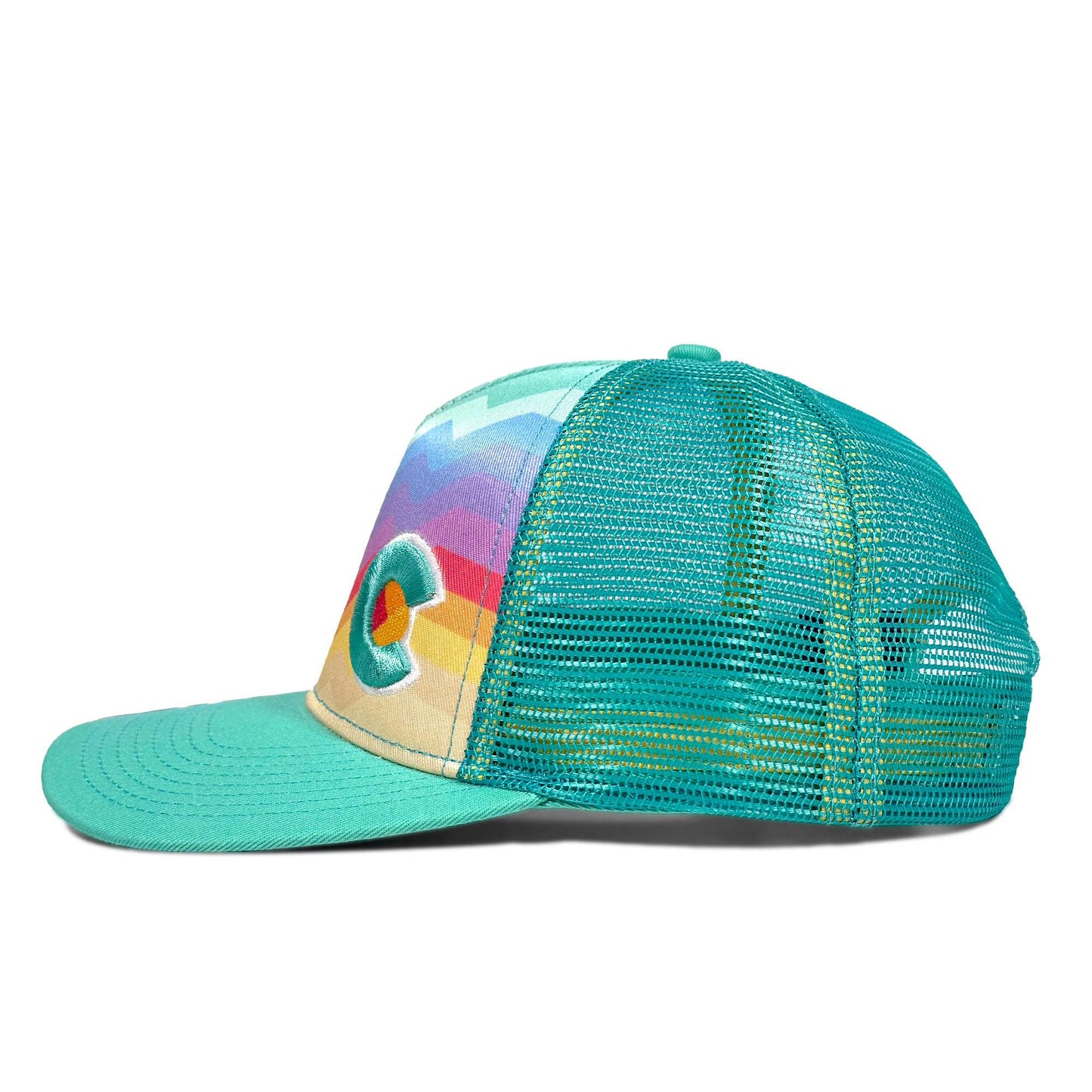 Summit Divide Trucker Hat: Regular Fit