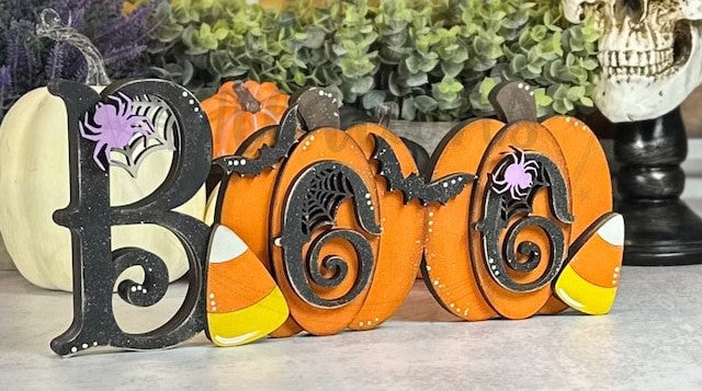 BOO Chunky Shelf Sitter