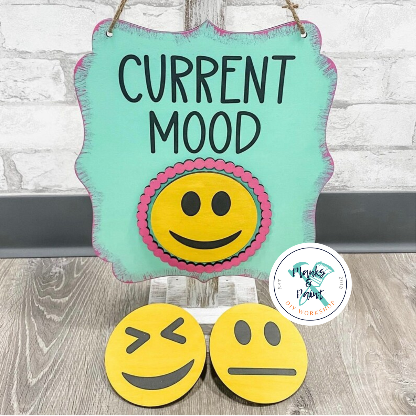 Current Mood Interchangeable Kid's Door Hanger