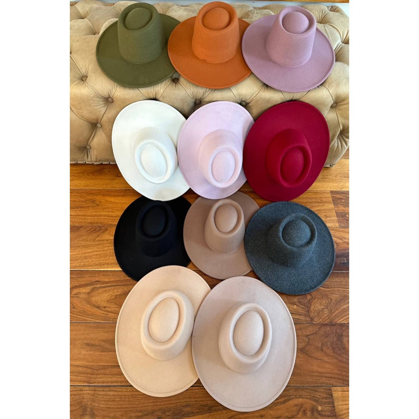 Bestsellers Structured hat with a wide brim in faux felt Fas: RUST / ONE SIZE