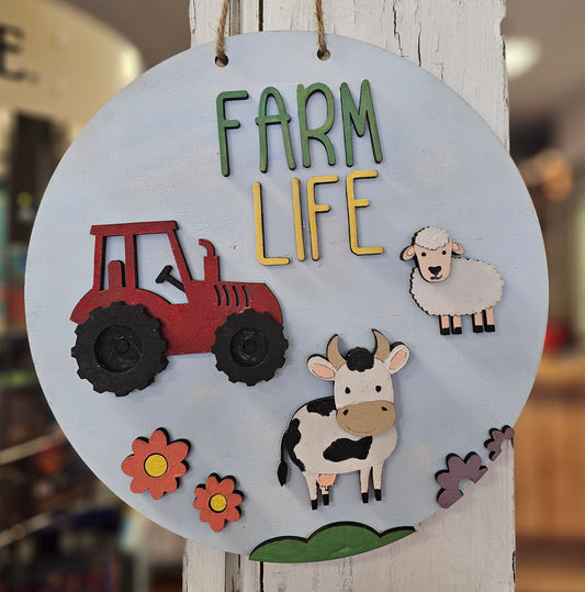 Farm Life 10" Round Door Hanger