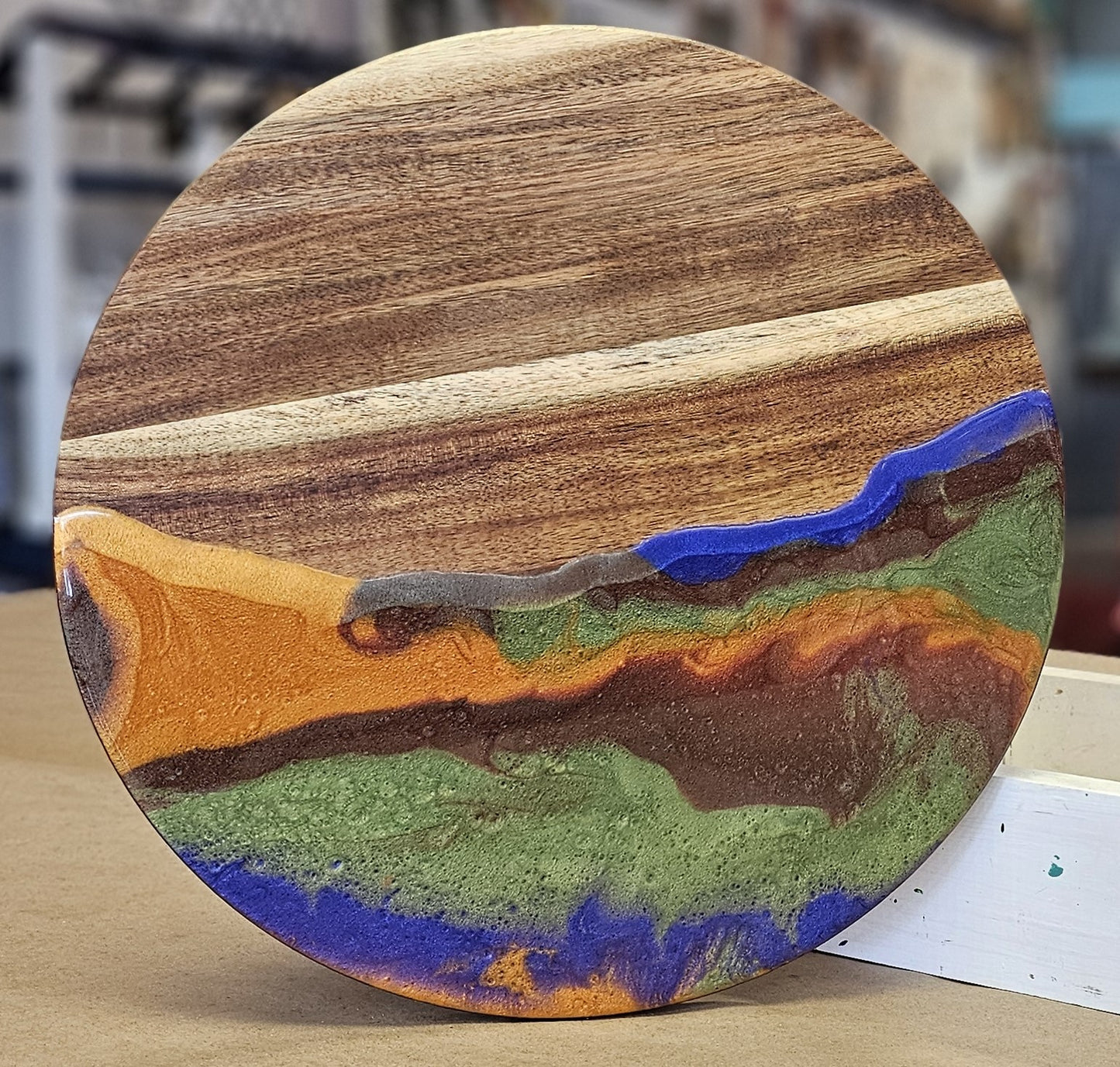 Epoxy Resin Pour