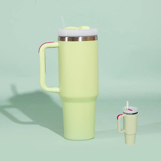 Suzie Q USA - 40 oz, Stainless Steel and Silicon Tumbler: Light Green