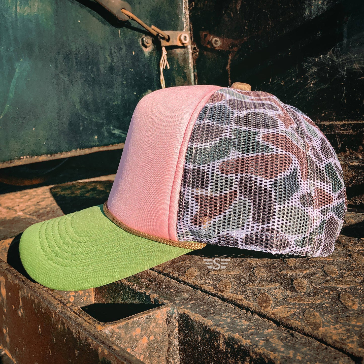 Duck Camo Magna Pony® Mesh Back Cap: Pink