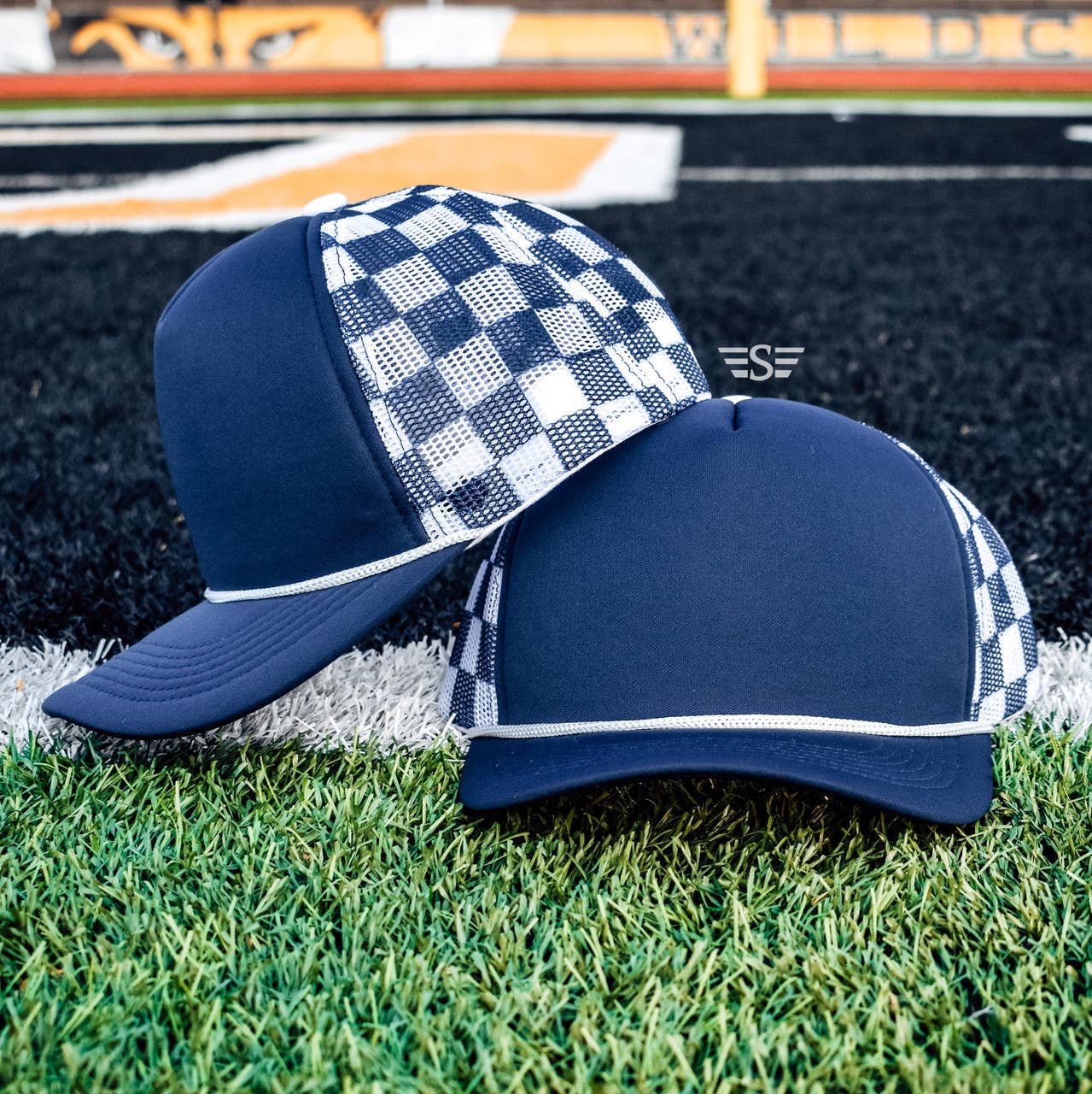 Checkered Mesh Back Cap: Navy Blue/ White