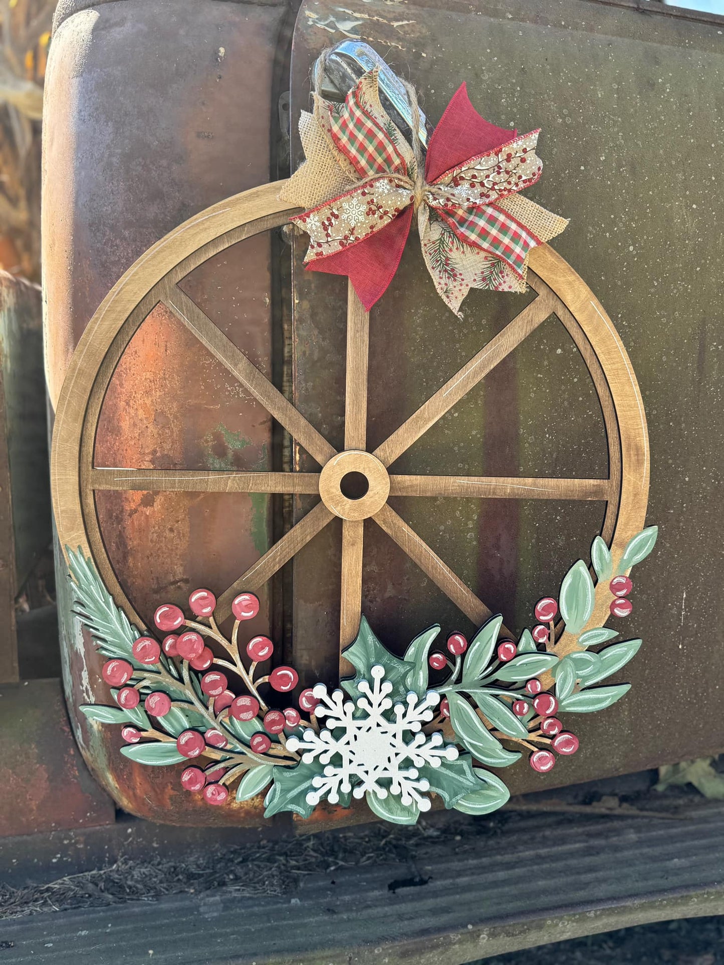 Holiday Wagon Wheel Door Hanger