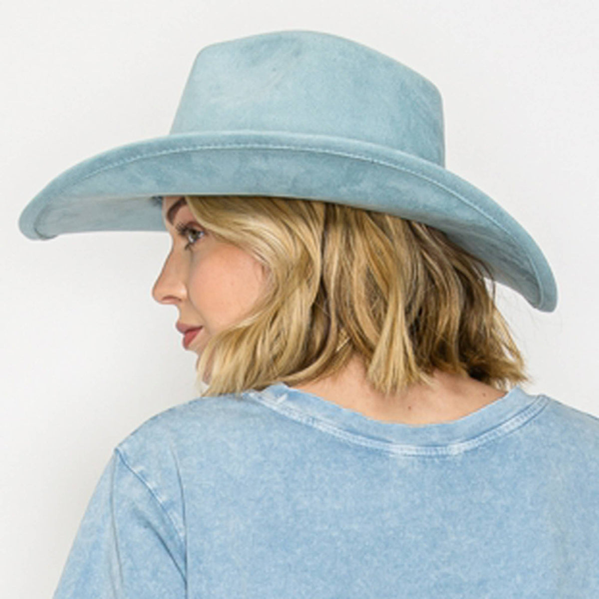Vegan Suede Cowboy Hat: CARAMEL / ONE SIZE