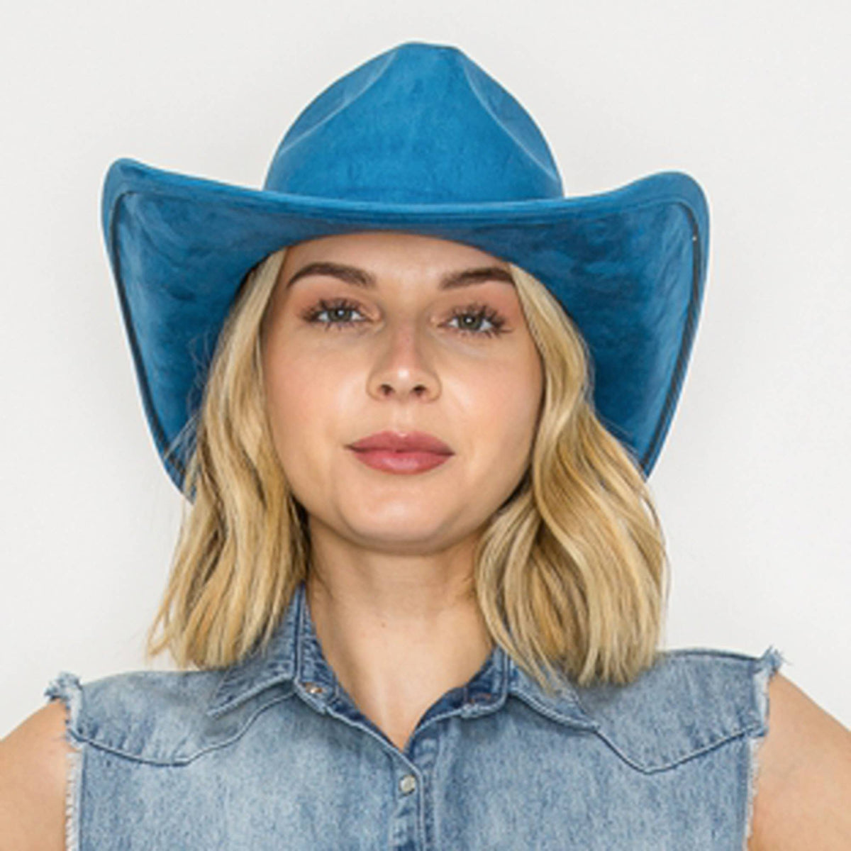 Vegan Suede Cowboy Hat: CARAMEL / ONE SIZE