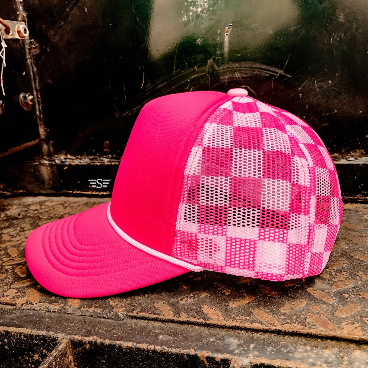Checkered Mesh Back Cap: Orange/ White