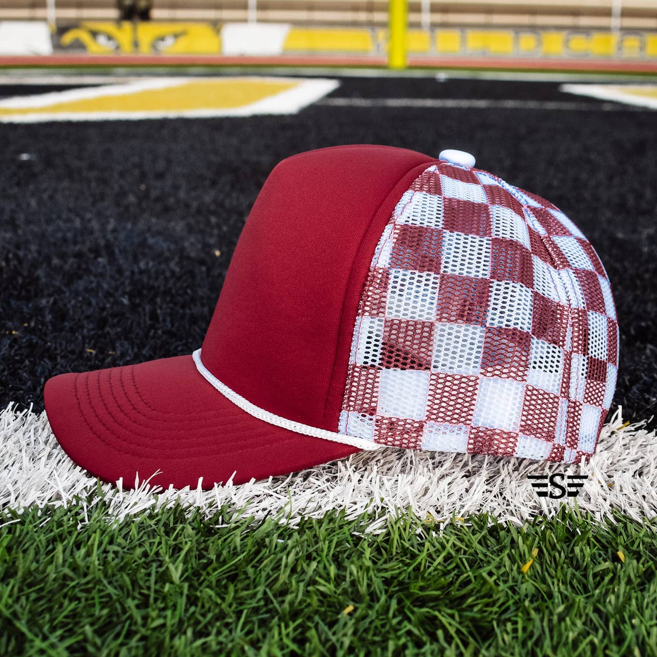 Checkered Mesh Back Cap: Navy Blue/ White