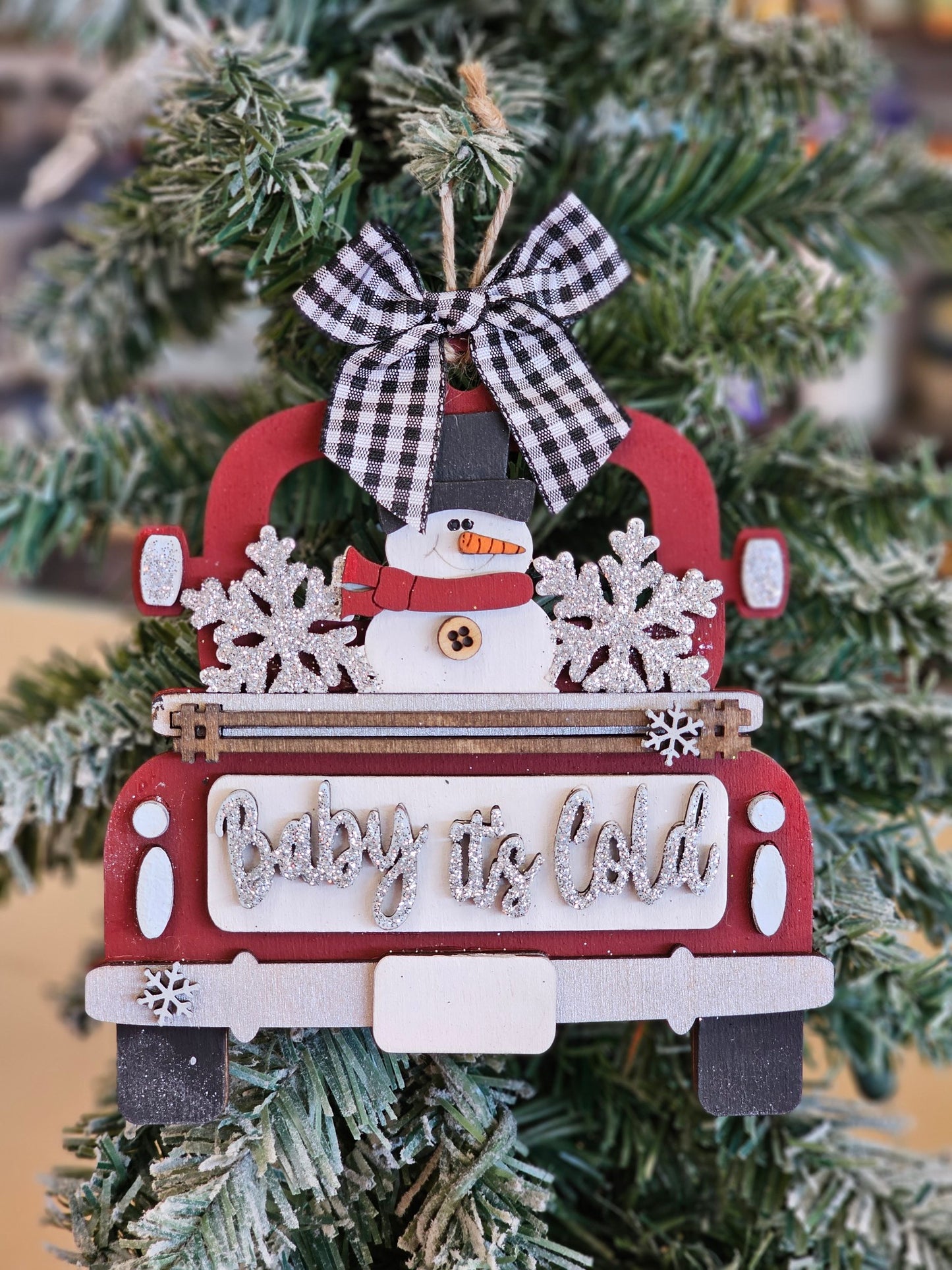 Three Creeks K-8 Ornament Fundraiser