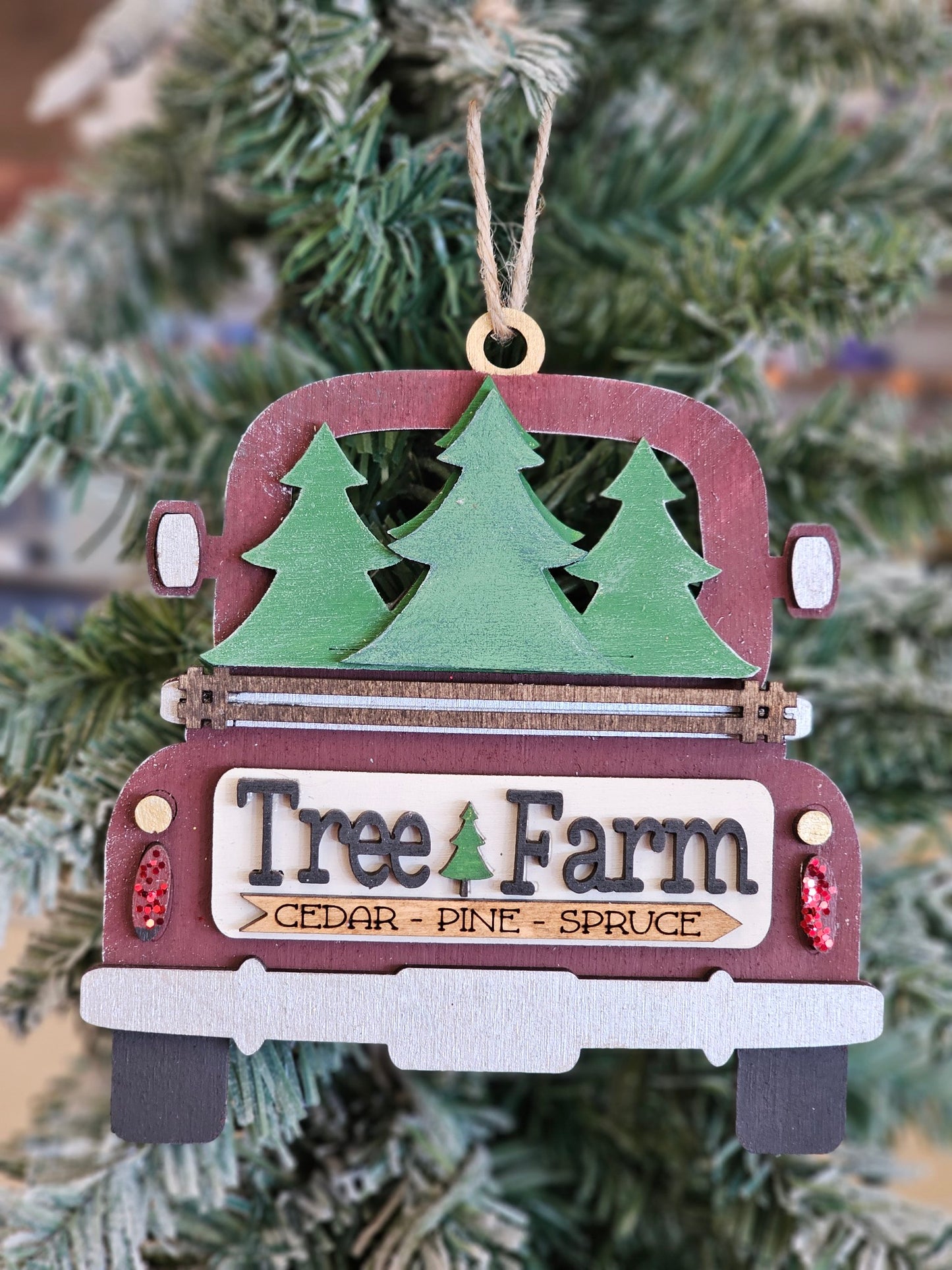 Three Creeks K-8 Ornament Fundraiser