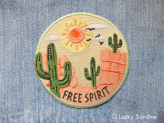 Lucky Sardine - FREE SPIRIT, Desert Embroidered Patch: No (Loose Patches)